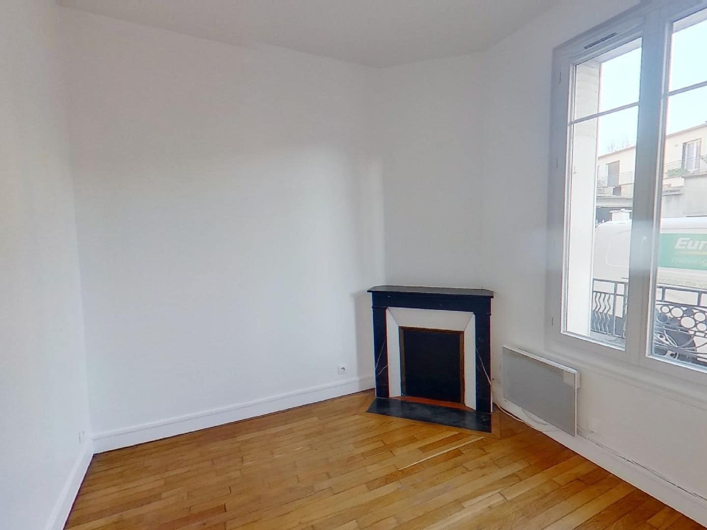 location vente appartement 94: studio lumineux de 24 m² au rez-de-chaussée, cave