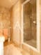 agence immo 94: 4 pièces 90 m², salle d'eau avec douche et armoire pour rangement