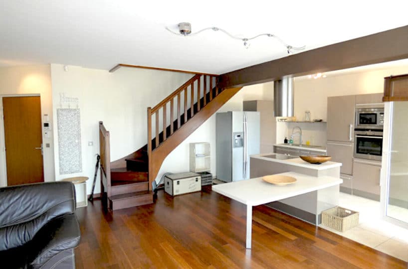 agence immo alfortville: 5 pièces 121 m², duplex meublé - cuisine ouverte sur le séjour