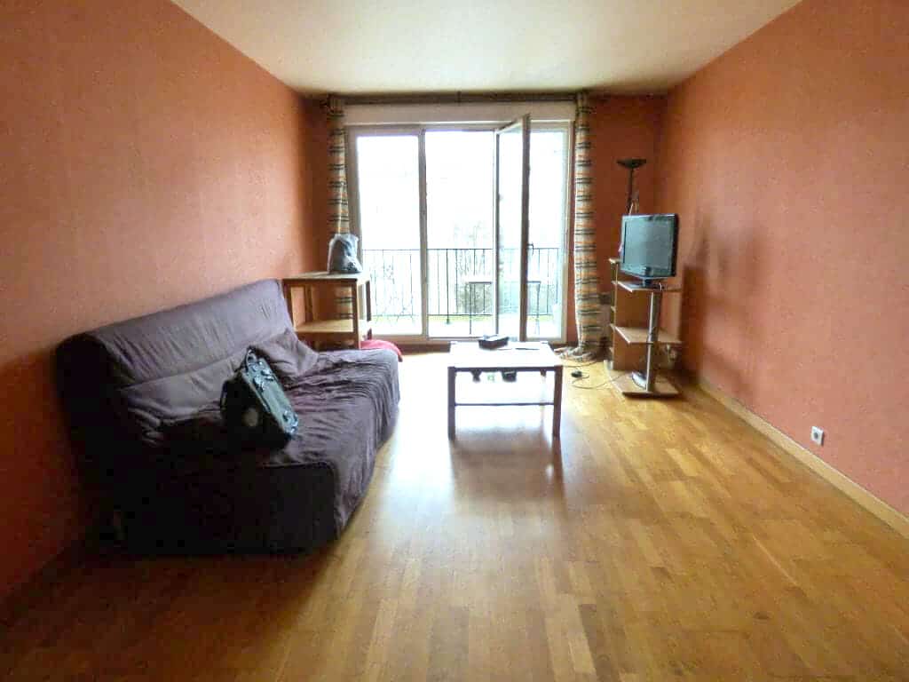 agence immo alfortville: 3 pièces 68 m², pièce à vivre lumineuse ouverte sur le balcon