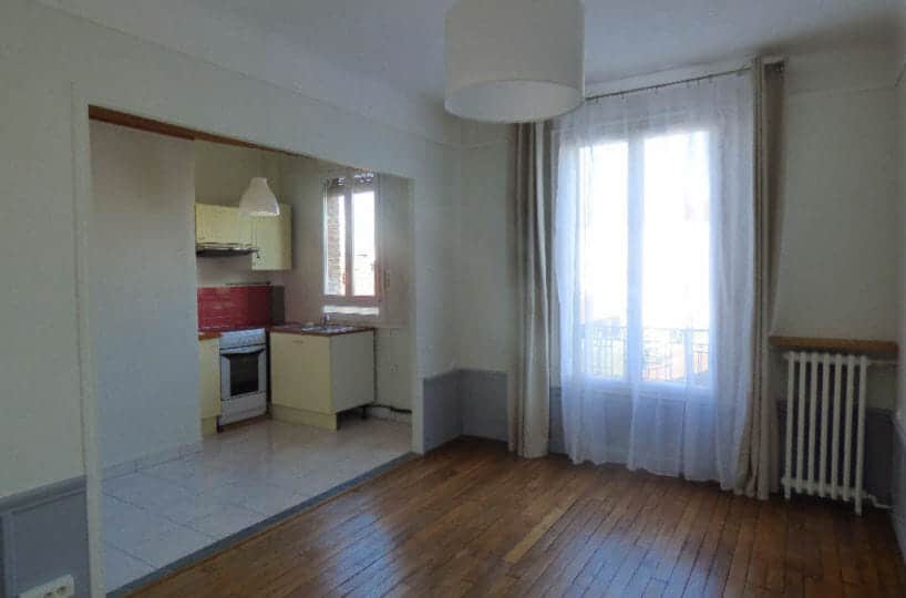 location appartement alfortville: 2 pièces 40 m² refait à neuf, sur cour, centre ville mairie
