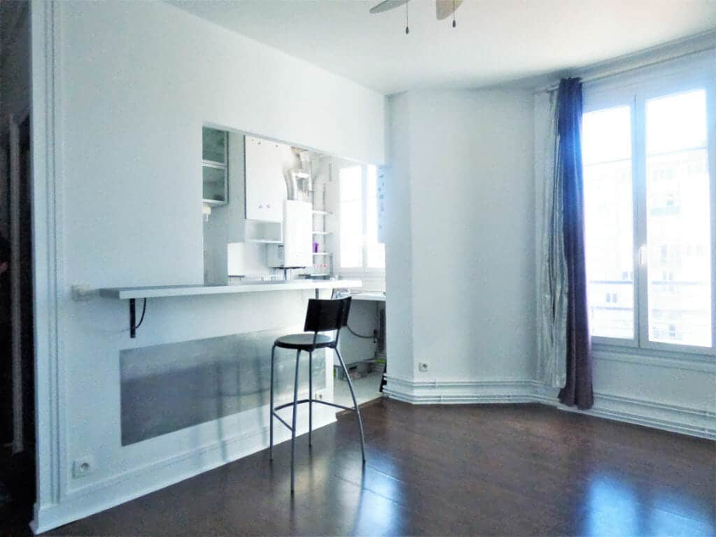 agence immo alfortville: 2 pièces 31 m², cuisine semi ouverte sur le séjour très lumineux