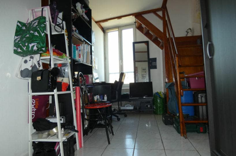 location appartement val de marne: appartement 2 pièces 19 m² avec mezzanine, proche hôpital du kremlin-bicêtre