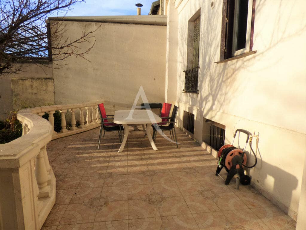 agence immo maison-alfort: maison 4 pièces 163 m², belle terrasse avec accès jardin