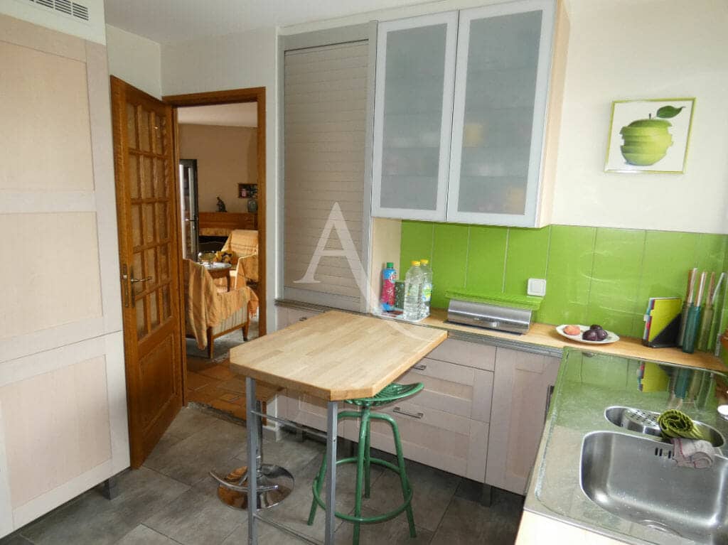 vendre maison alfortville - 6 pièces, 125 m² - cuisine équipée avec arrière cuisine