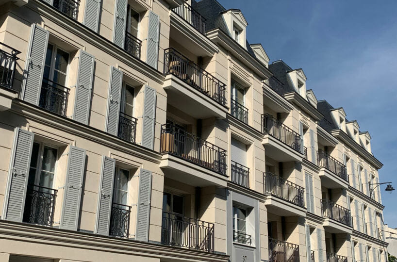 location appartement maisons alfort: 3 pièces 53 m², résidence avec ascenseur, balcon, parking