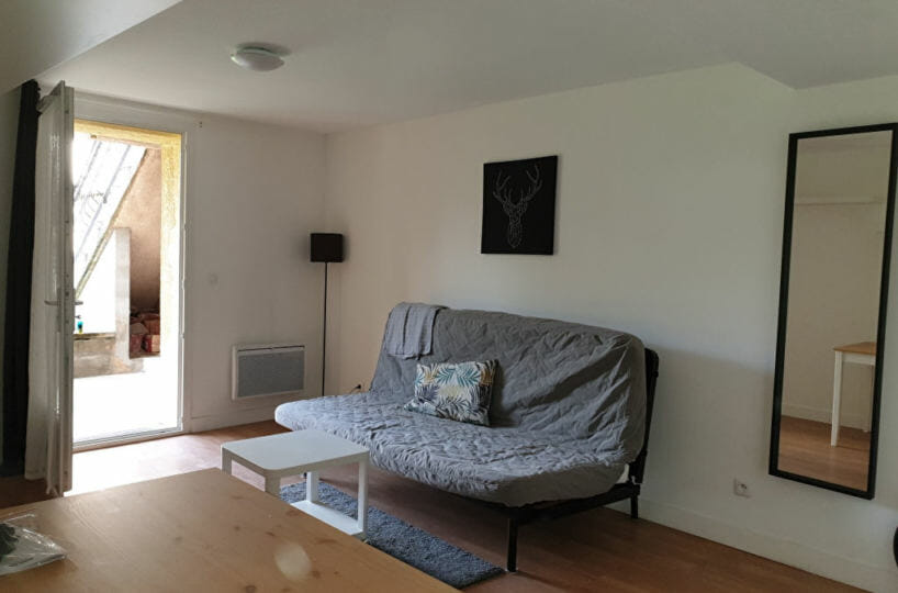 agence immobilière maisons-alfort: studio meublé 23 m², proche centre ville, en rdc avec jardin