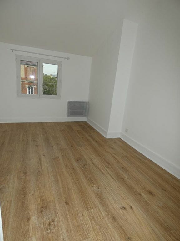 agence immo alfortville: 2 pièces 27 m², appartement refait à neuf au centre-ville