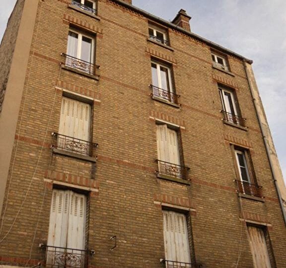 agence immo alfortville: location 2 pièces 36 m² bien agencé, centre ville, petit immeuble ancien, proche commerces et transports