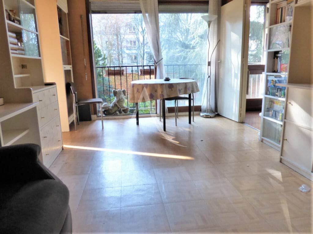 estimation appartement: 2 pièces 39 m² avec box , séjour donnant sur un parc arboré, immeuble sécurisé
