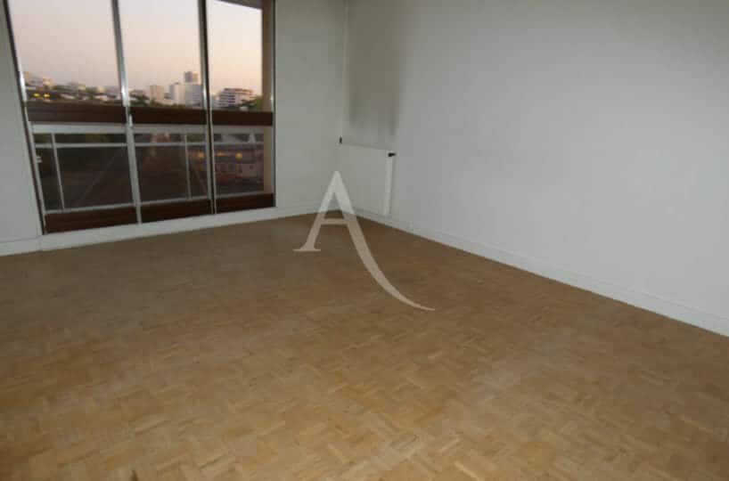 adresse valerie immobilier - appartement 4 pièces 95 m² - - annonce 4633 - photo Im01