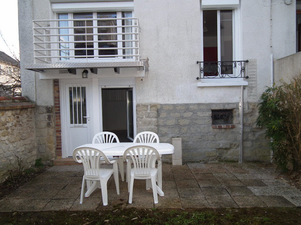 location appartement 94: alfortville, appartement 2 pièces 31 m², 44 m² de surface totale, accès jardin