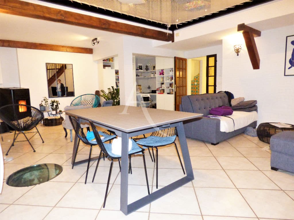 agence immobilière maisons-alfort - vend 5 pièces 102 m², vaste séjour avec accès terrasse