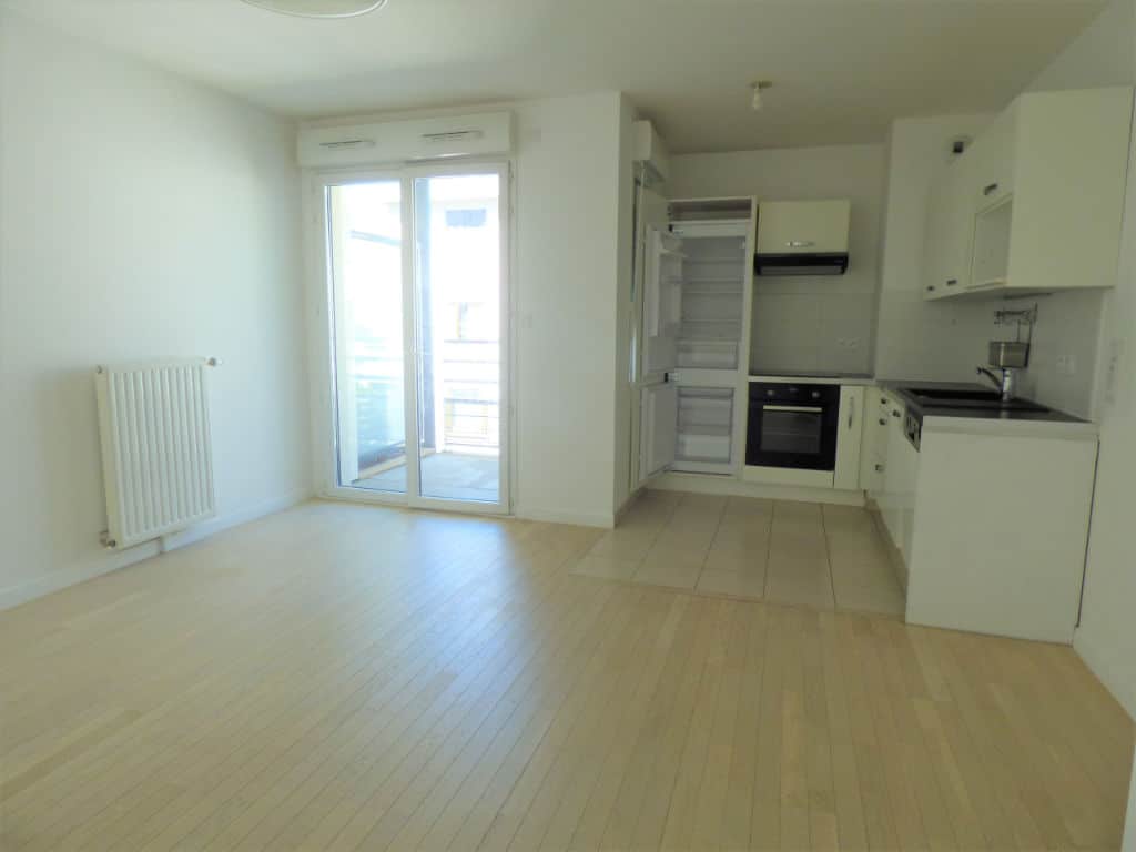 estimer appartement maisons-alfort: 3 pièces 56 m²,  séjour avec cuisine américaine aménagée et équipée