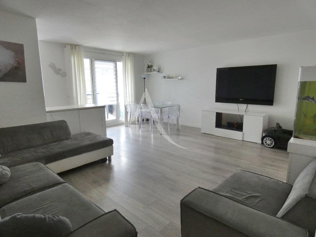 vente appartement alfortville: 3 pièces 68 m², séjour avec cuisine américaine, centre ville