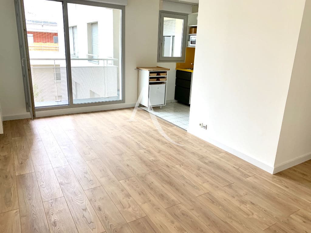 liste agence immobilière 94: vente appartement ivry-sur-seine 2 pièces 43 m², aperçu du séjour