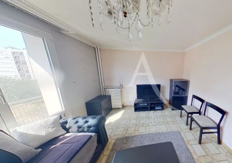 location appartement val de marne: appartement 4 pièces 66 m², à vitry sur seine centre