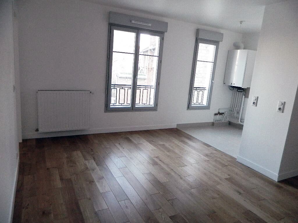 appartement maisons alfort: 2 pièces à louer, séjour vue jardin