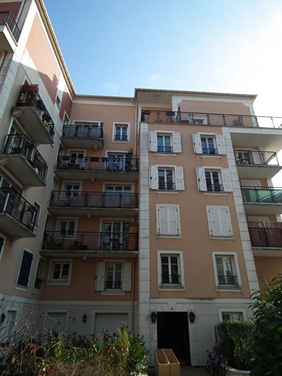 vente appartement 2 pieces alfortville, en duplex 43 m², 5° et dernier étage avec ascenseur