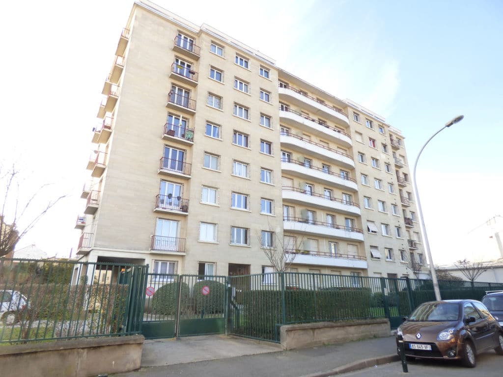 estimation appartement alfortville: 3 pièces 74 m², dernier étage, résidence fermée