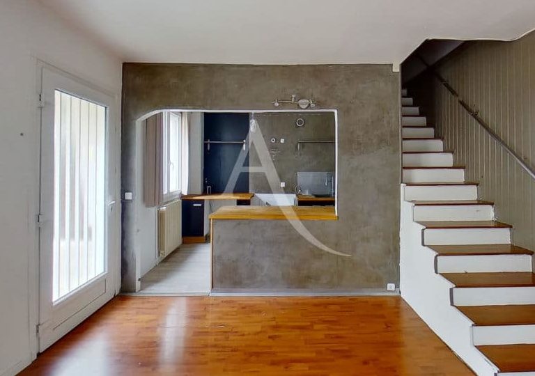 vente maison alfortville: 2 pièces 69 m², entrée spacieuse, cuisine ouverte
