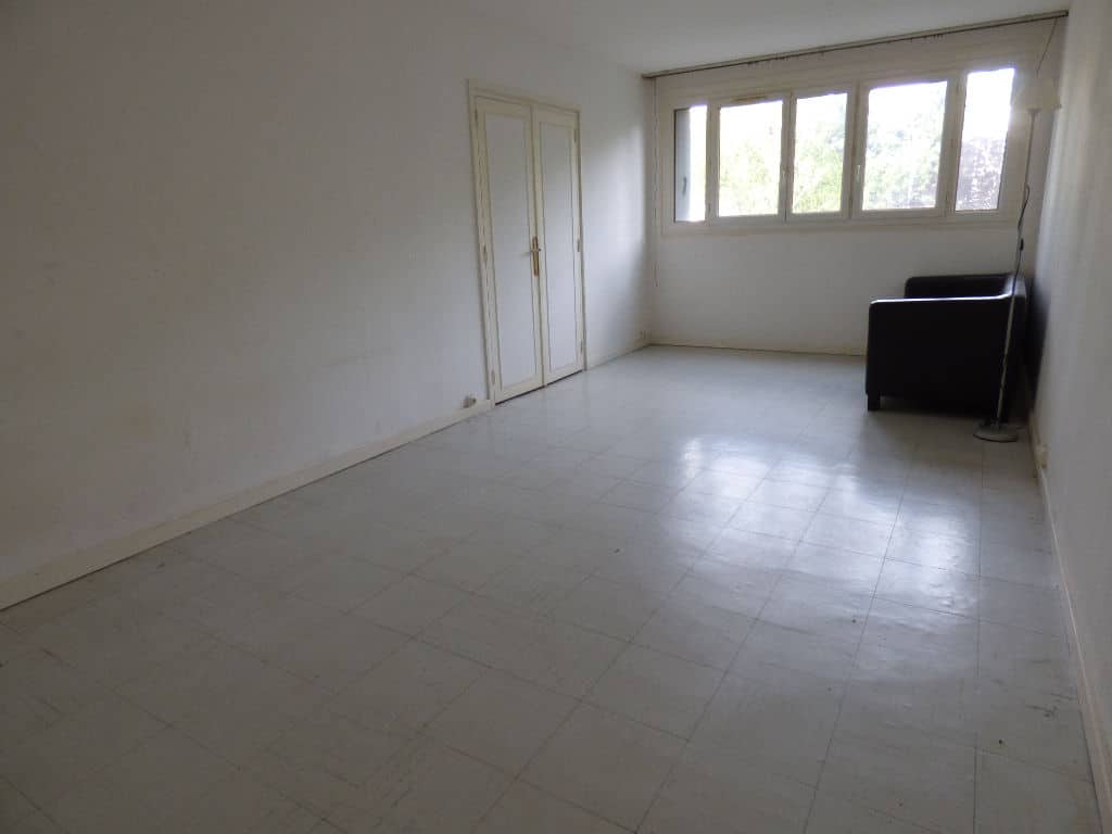 estimation appartement alfortville: 2 pièces 53 m² au 1 étage, vaste séjour