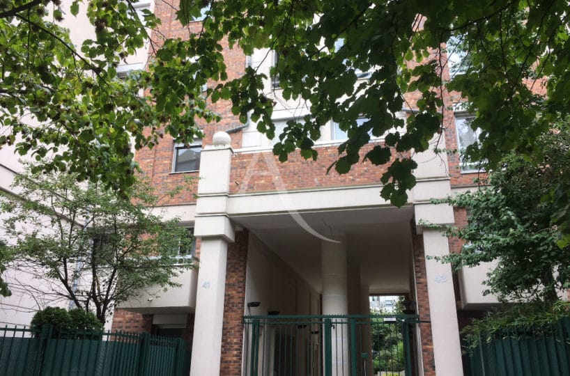 vente appartement charenton le pont: 4 pièces 82 m², immeuble de standing avec gardien, secteur liberté
