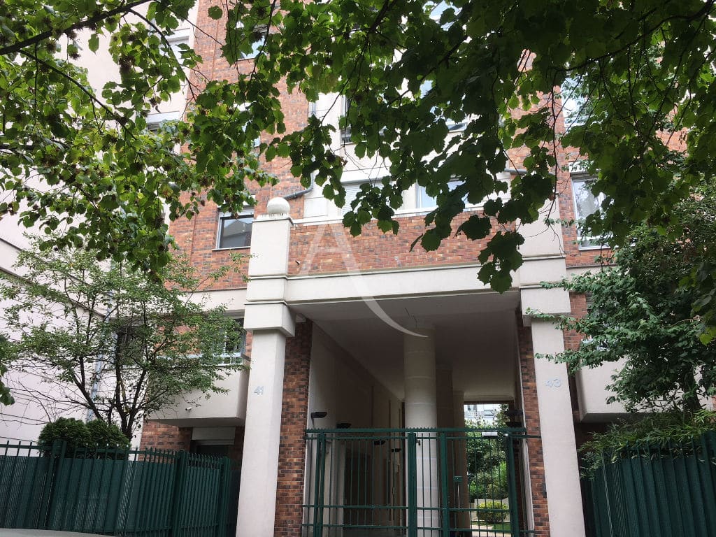vente appartement charenton le pont: 4 pièces 82 m², immeuble de standing avec gardien, secteur liberté