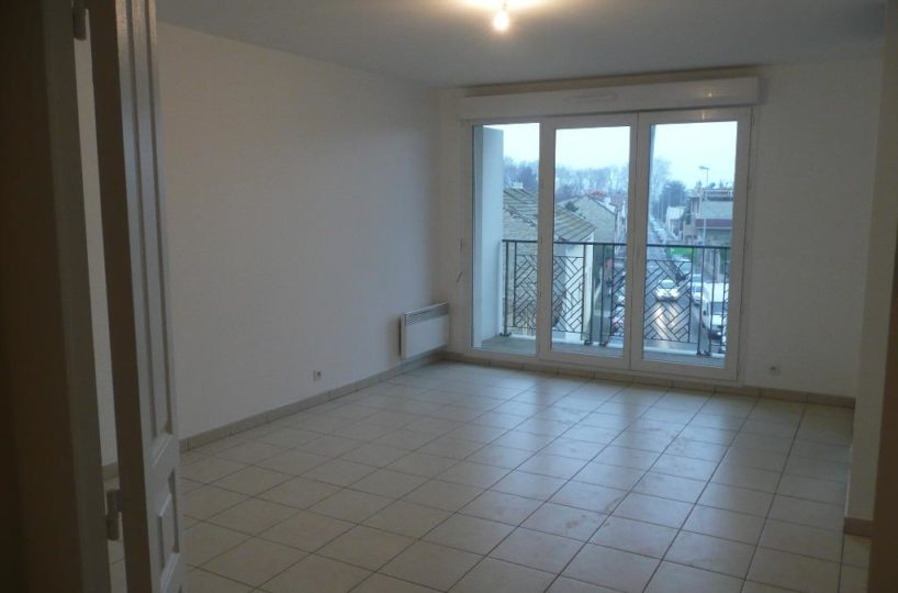 estimation appartement alfortville: 3 pièces 61 m², séjour avec balcon, parking, centre ville