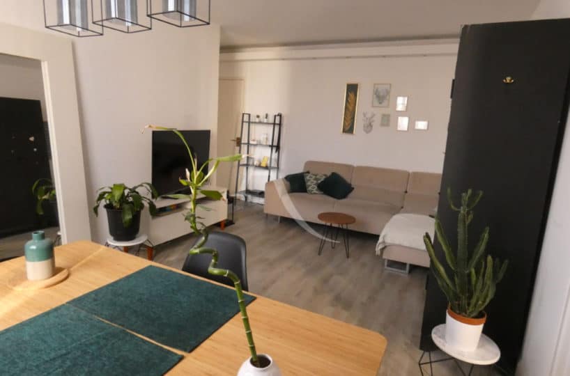 estimation appartement alfortville: 2 pièces 47 m², pièce à vivre lumineuse avec rangements