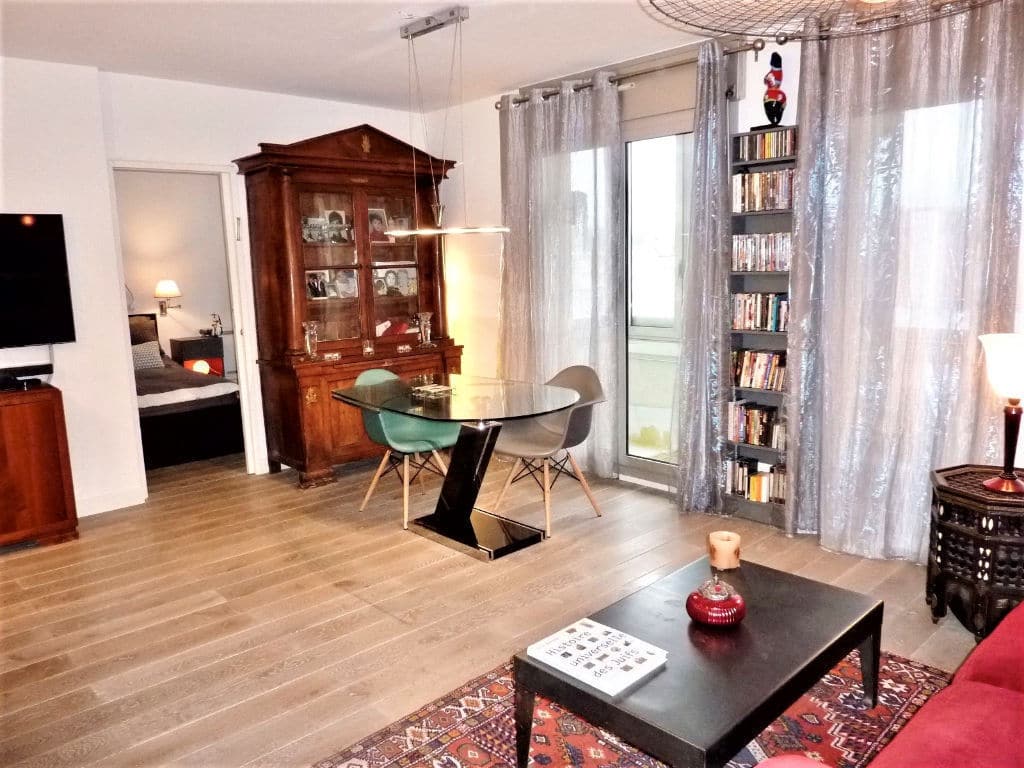 estimation appartement charenton: 3 pièces 55 m², séjour, avec loggia 4 m², proche bois de vincennes
