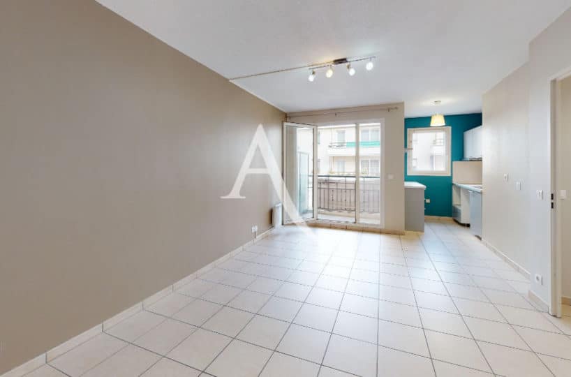 agence immo alfortville: 2 pièces 45 m², cuisine ouverte sur grand séjour avec balcon