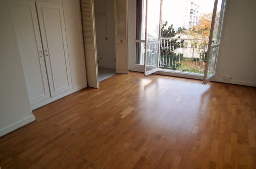 vente studio à charenton: 29 m², séjour lumineux avec balcon, secteur liberté, proche métro