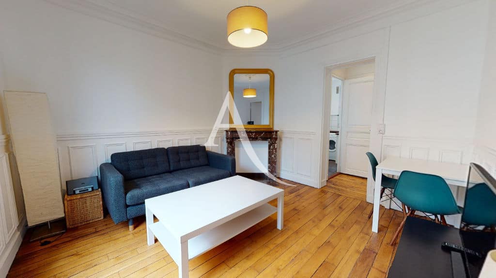 appartement charenton le pont: loue 2 pièces meublé 33 m², sejour avec cheminée décorative, balcon