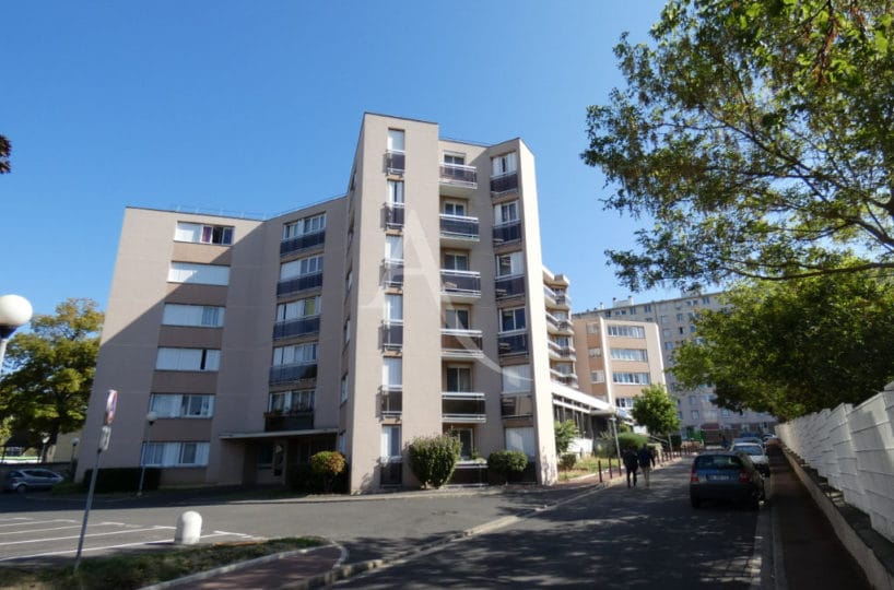 achat vente appartement: 4 pièces 95 m² dont 3 chambres, situé à créteil