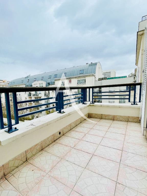 agence immobilière charenton-le-pont: 3 pièces 62 m² traversant avec terrasse, secteur charenton écoles