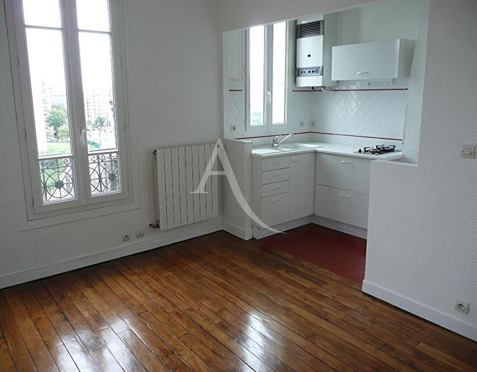appartement charenton le pont: à louer 2 pièces 27 m², séjour avec cuisine aménagée, proche ligne de métro 8