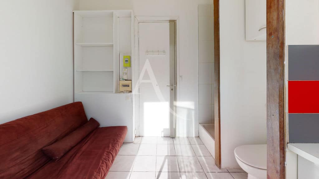 achat studio alfortville: 9 m² lumineux, meublé tout confort, excellent état général