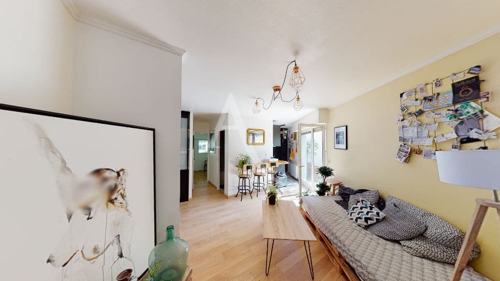 agence immobilière val de marne: 3 pièces 54 m², entrée séjour donnant sur terrasse et jardin, cave, parking