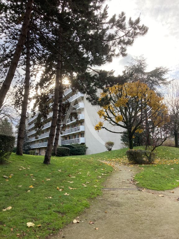 appartement maisons alfort: 4 pièces 84 m², en rez-de-jardin avec double séjour