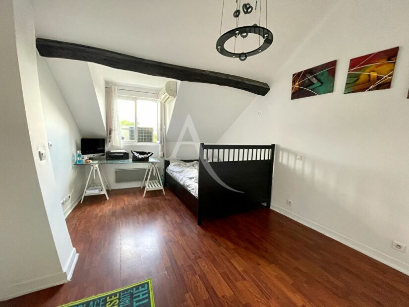 appartement à vendre charenton: 2 pièces 38 m², chambre à coucher, lit double, bureau