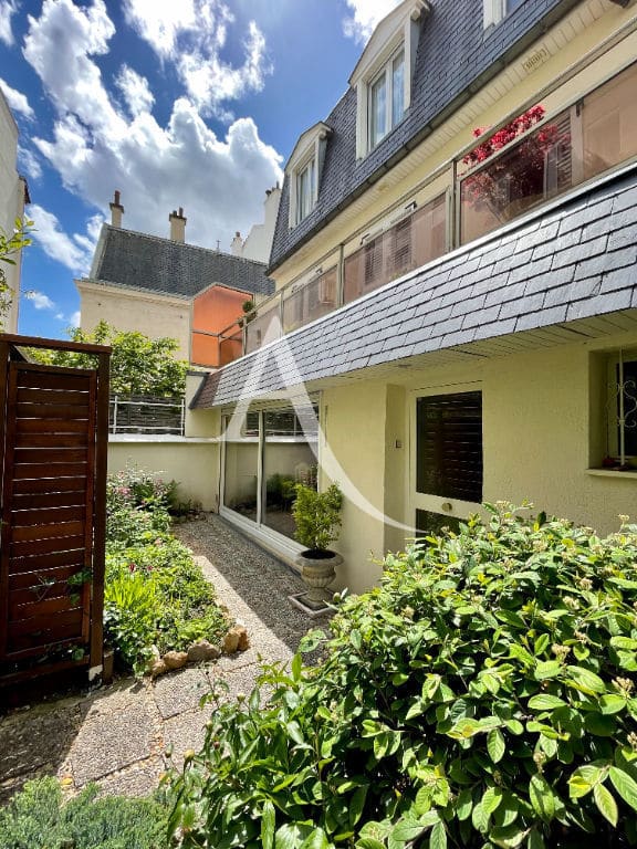 vente maison charenton-le-pont: 4 pièces 90 m² en excellent état et à 60 m du bois de vincennes