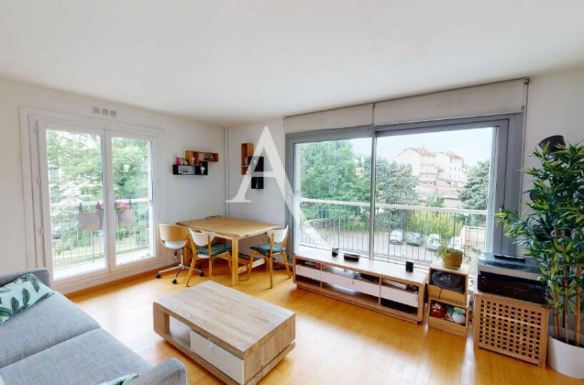agence immo maisons-alfort: 3 pièces 61 m² avec balcon, cave et box. résidence calme avec gardien, proche écoles et métro
