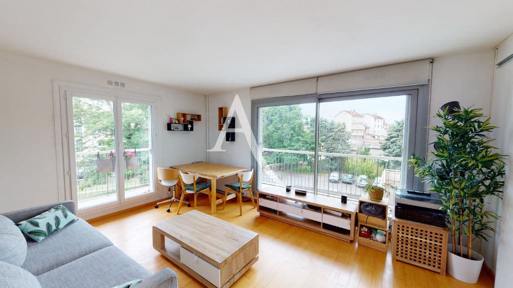 agence immo maisons-alfort: 3 pièces 61 m² avec balcon, cave et box. résidence calme avec gardien, proche écoles et métro
