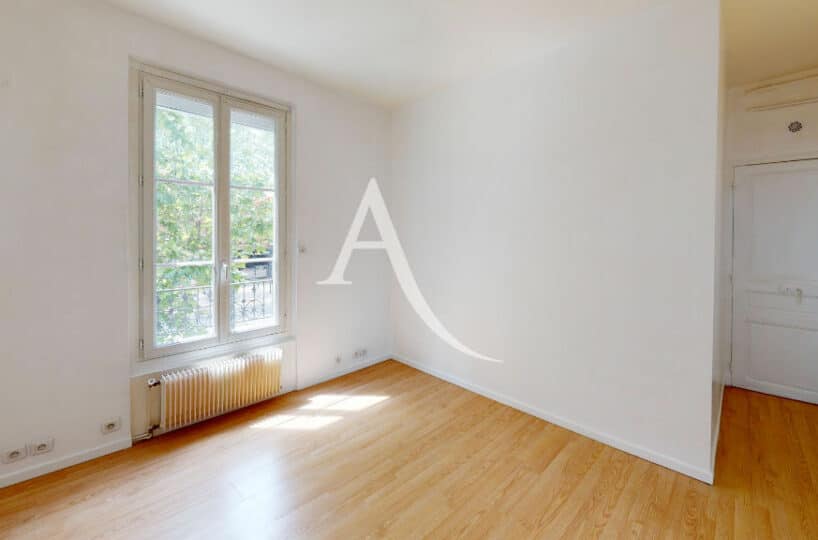appartement à vendre maisons-alfort: superbe 2 pièces 32 m² bien agencé, refait à neuf, cave