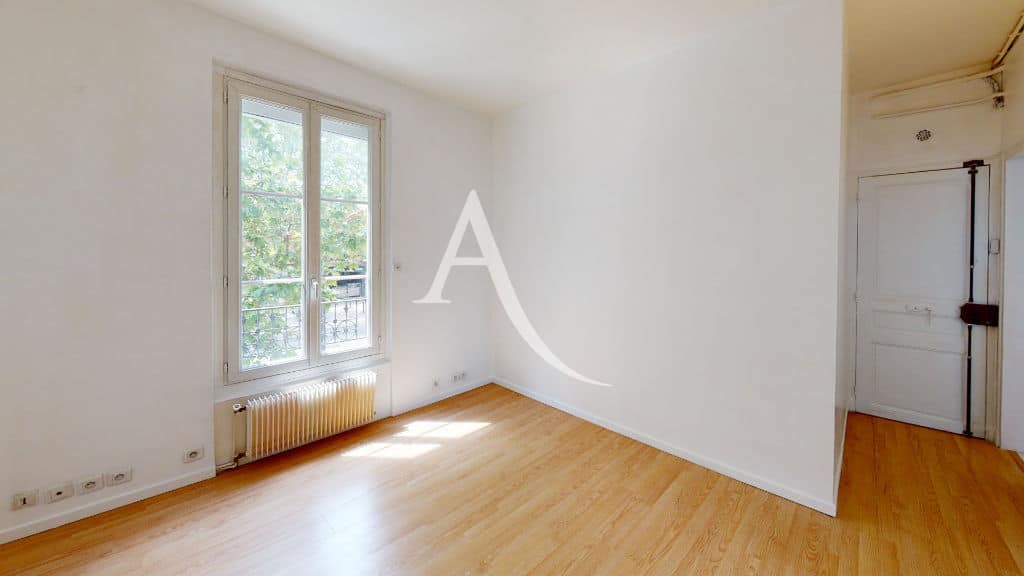 appartement à vendre maisons-alfort: superbe 2 pièces 32 m² bien agencé, refait à neuf, cave
