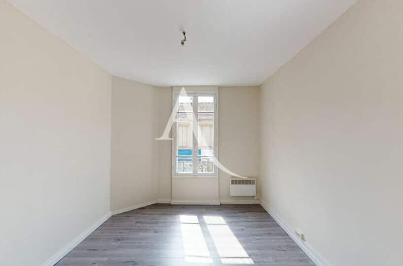 achat appartement alfortville: 2 pièces 36 m² traversant en parfait état, proche transports et commerces