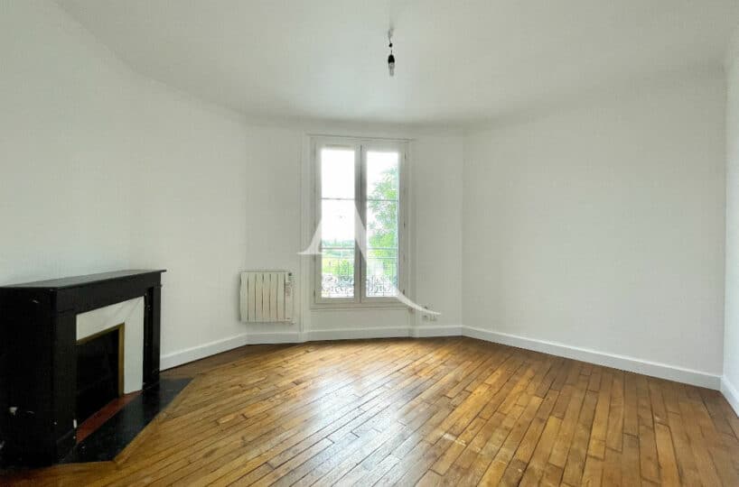 agence immobilière val de marne: 2 pièces 36 m² avec vue dégagée, cheminée en marbre et parquet chêne, 350 m du rer c, station vitry-sur-seine
