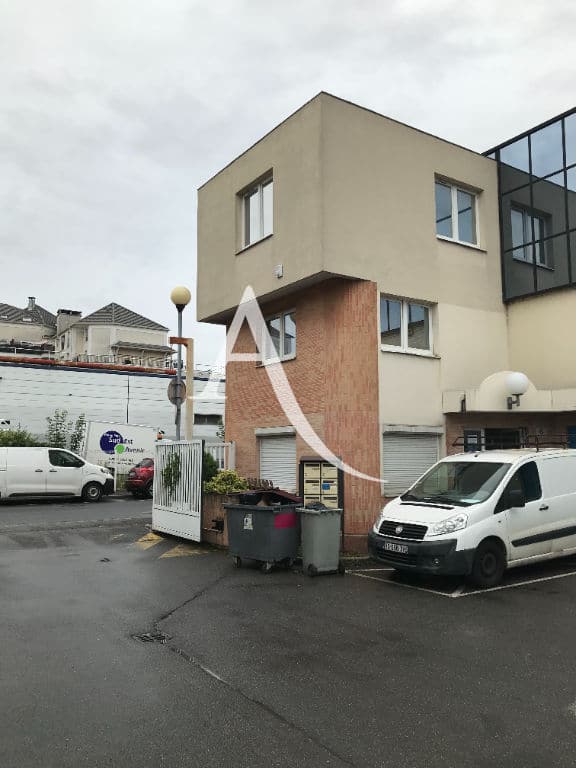 immobilier neuf alfortville: 2 pièces 104 m² avec une place de parking, climatisation, alarme pour activités commerciales