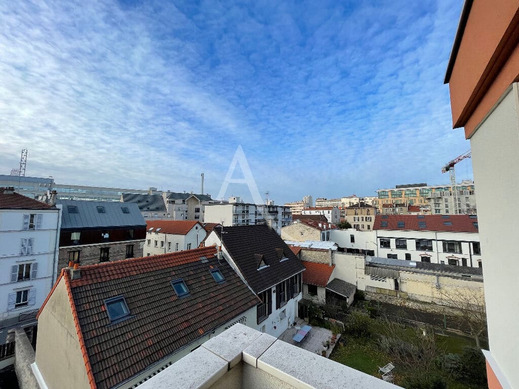 achat appartement alfortville: 4 pièces 75 m², séjour donnant sur balcon, parking aérien et box fermé